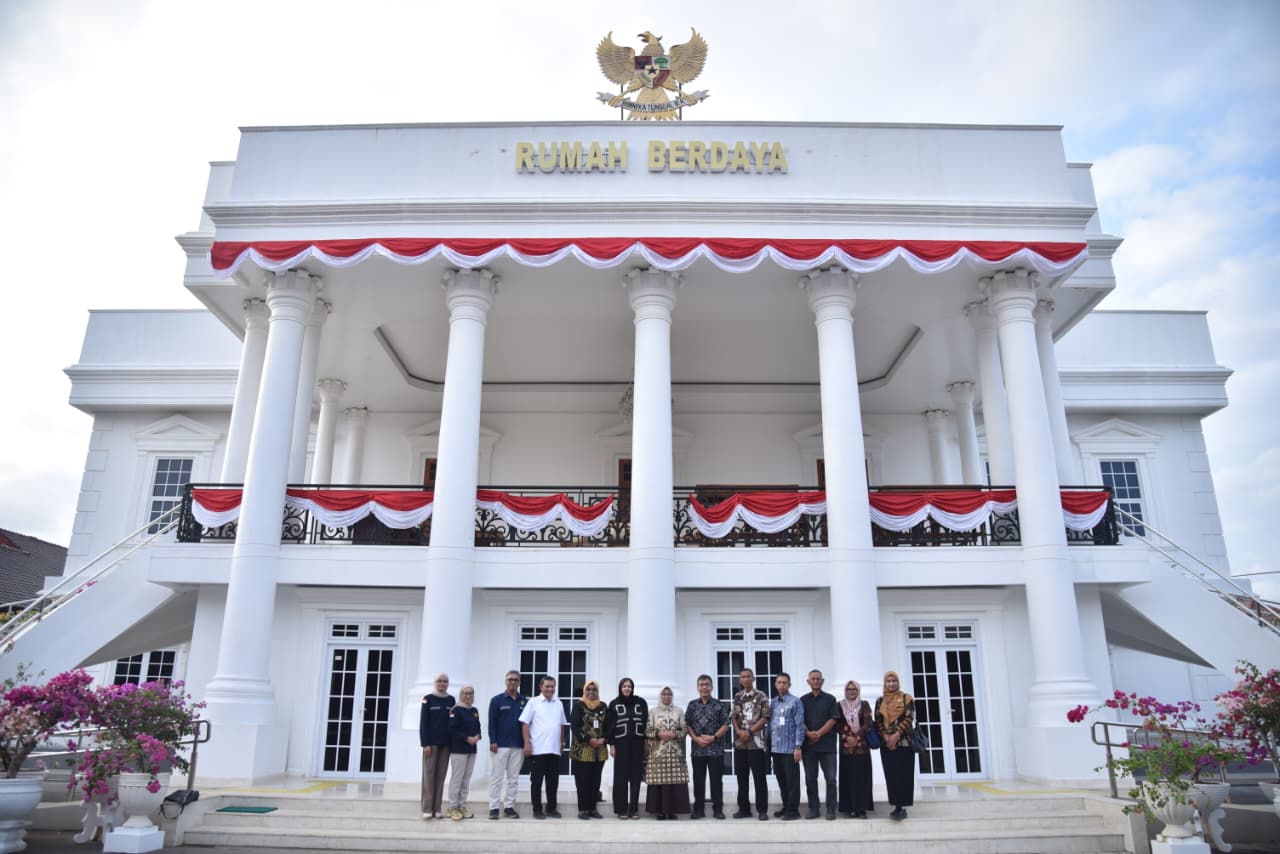 Bupati Menerima Audiensi Kepala Pusat Geologi Lingkungan