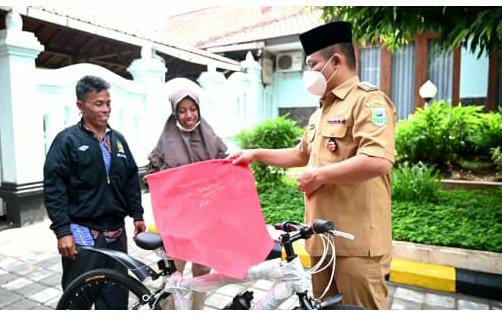 Bupati Kebumen Gelar Lomba Video Ramadhan Berhadiah Sepeda dan Parcel