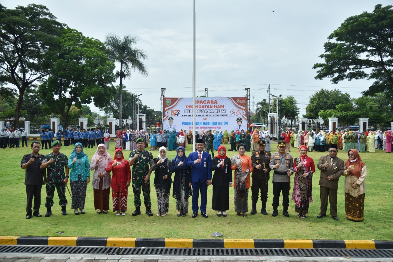 Pemkab Kebumen Gelar Upacara Peringatan Hari Ibu dan Bela Negara