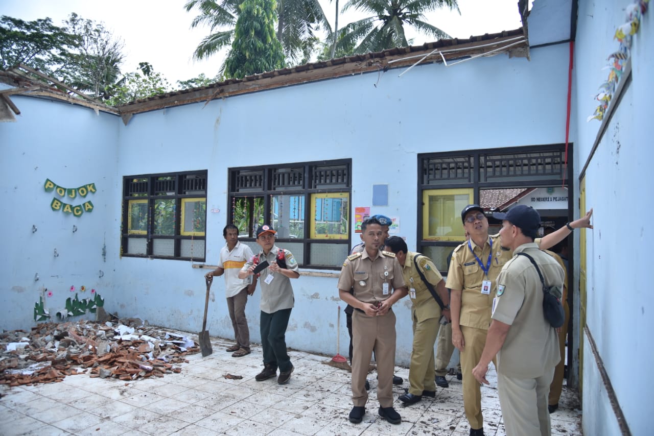 Ruang Sekolah SDN 1 Pejagatan Ambruk, Pemkab Kebumen Segera Tangani