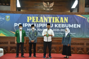 Bupati Minta Kader Muda NU Ikut Sukseskan Percepatan Vaksin di Kebumen