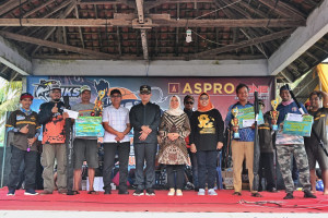 “Guyub Rukun Pasiran Muara”, Bupati Dorong MKS (Muara Kali Suwuk) Fishing Community Turut Jaga Kelestarian Alam